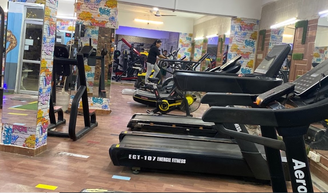 ULTIMATE MUSCLE GYM BIGGEST GYM