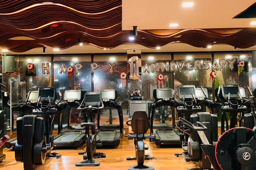 Ozone Luxury Fitness ‘n’ Spa Model Town